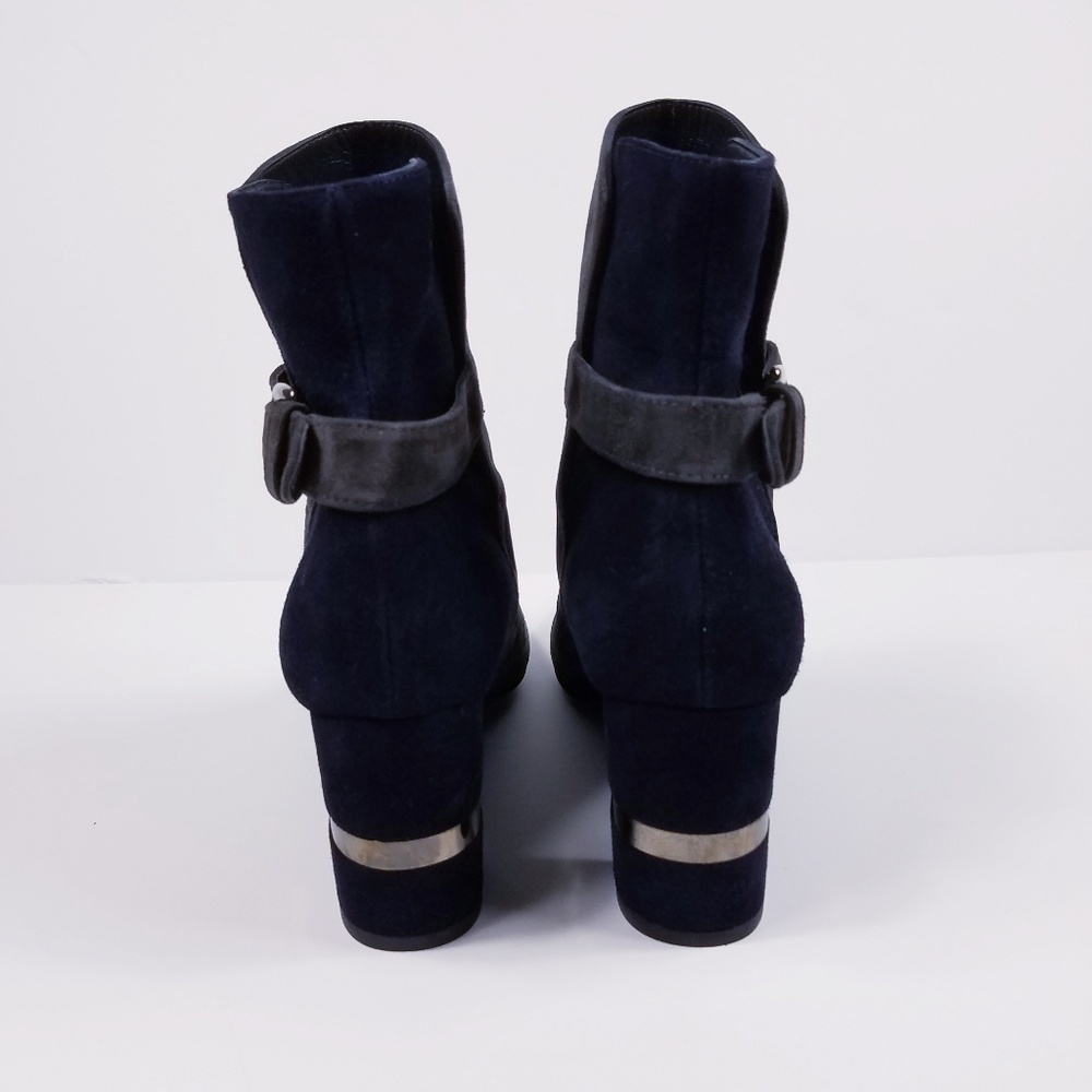 Stuart Weitzman suede ankle boots - Picture 4 of 7